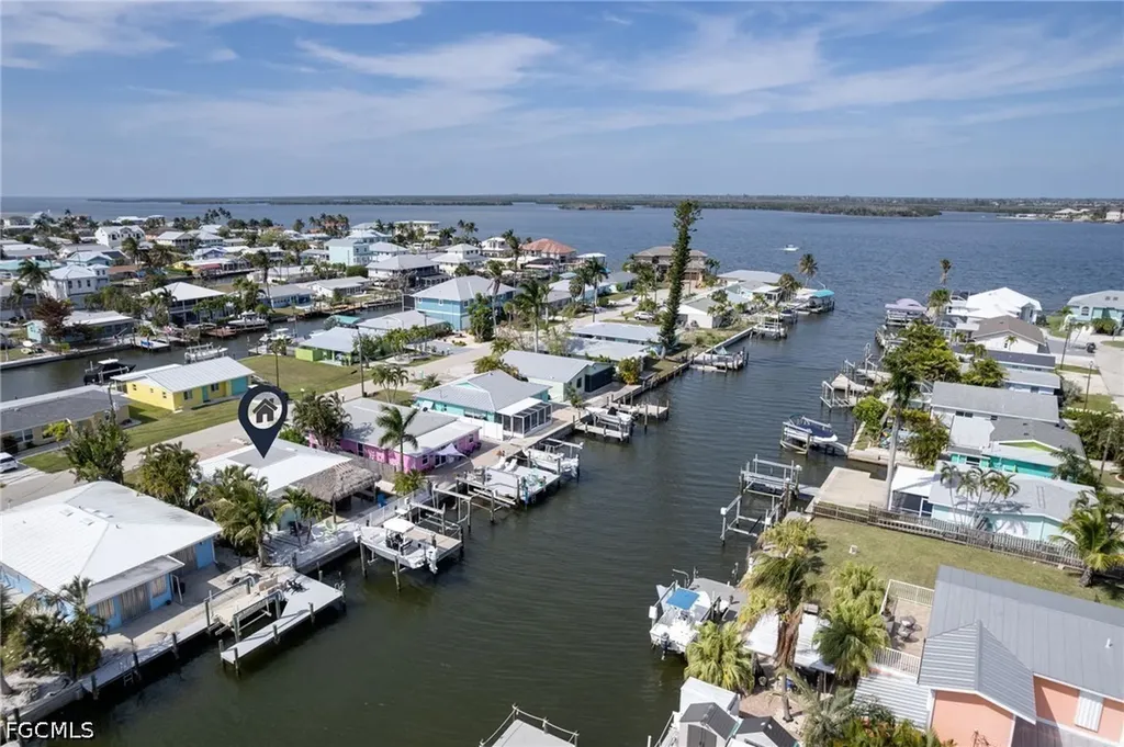 2639 Bridgeview Street Matlacha FL 33993