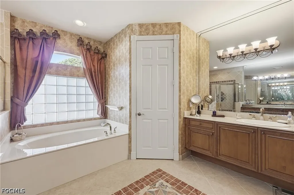 9277 Springview Loop Estero FL 33928