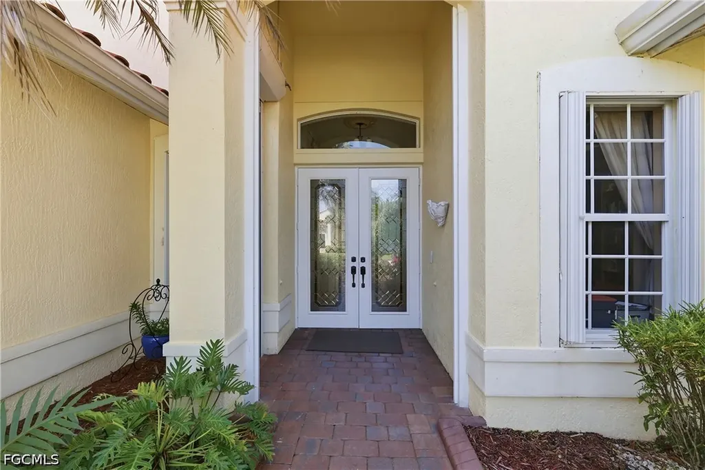 9277 Springview Loop Estero FL 33928