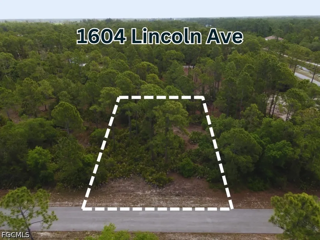 1604 Lincoln Avenue Lehigh Acres FL 33972