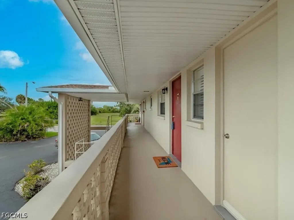 1010 Tropic Terrace North Fort Myers FL 33903