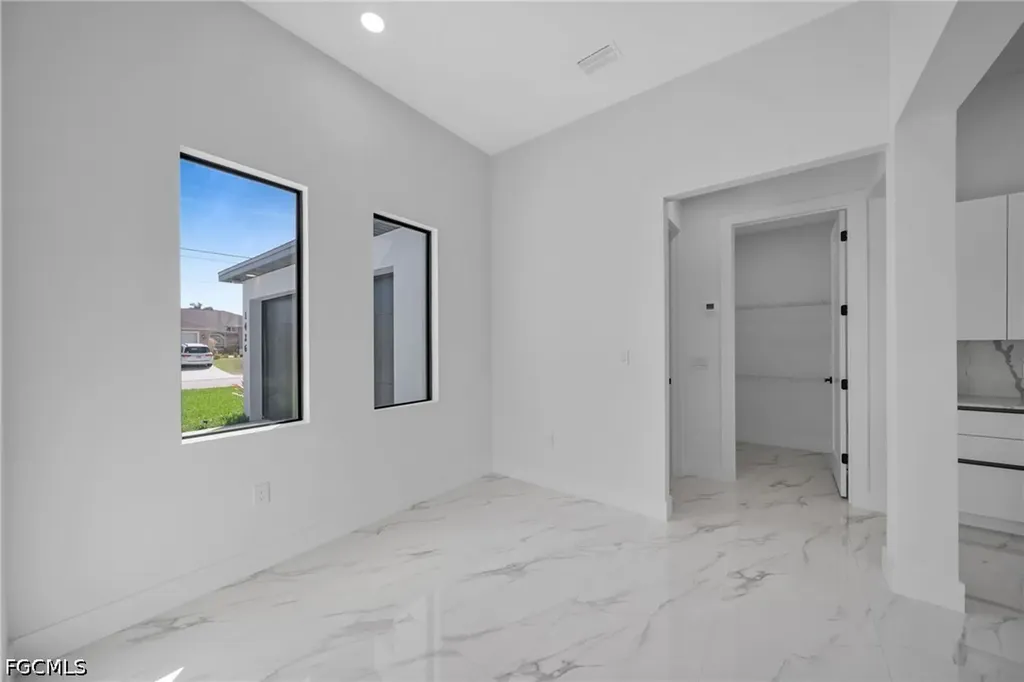 1320 NE 20th Street Cape Coral FL 33909