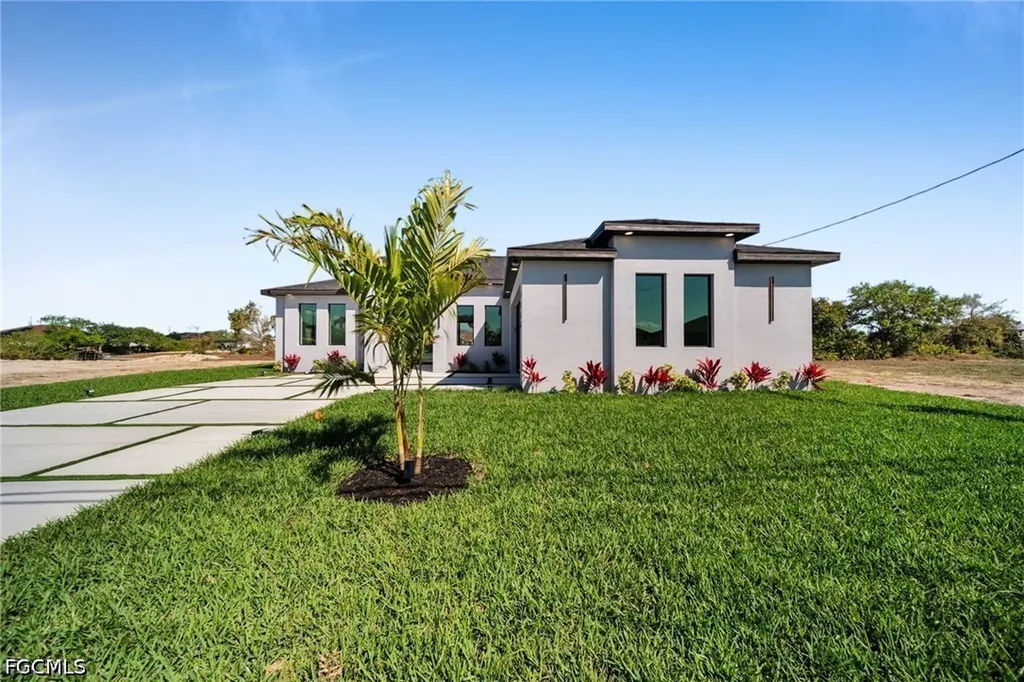 1320 NE 20th Street Cape Coral FL 33909