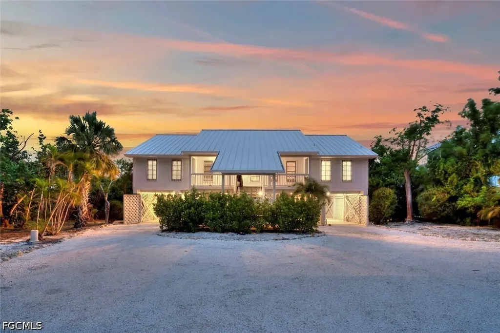 5135 Joewood Drive Sanibel FL 33957