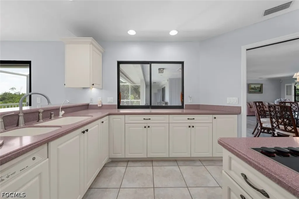 5135 Joewood Drive Sanibel FL 33957