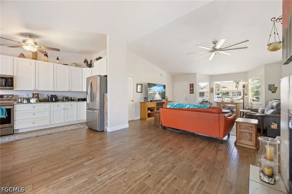 1630 SW 15th Avenue Cape Coral FL 33991