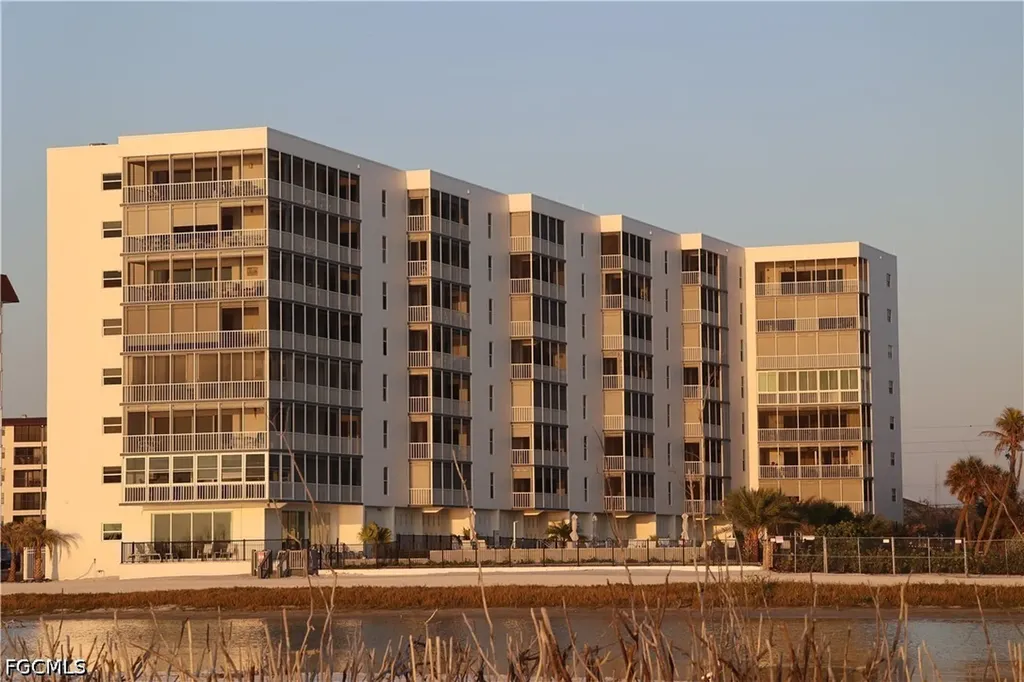 Fort Myers Beach FL, 7000 Estero Boulevard, Unit 300