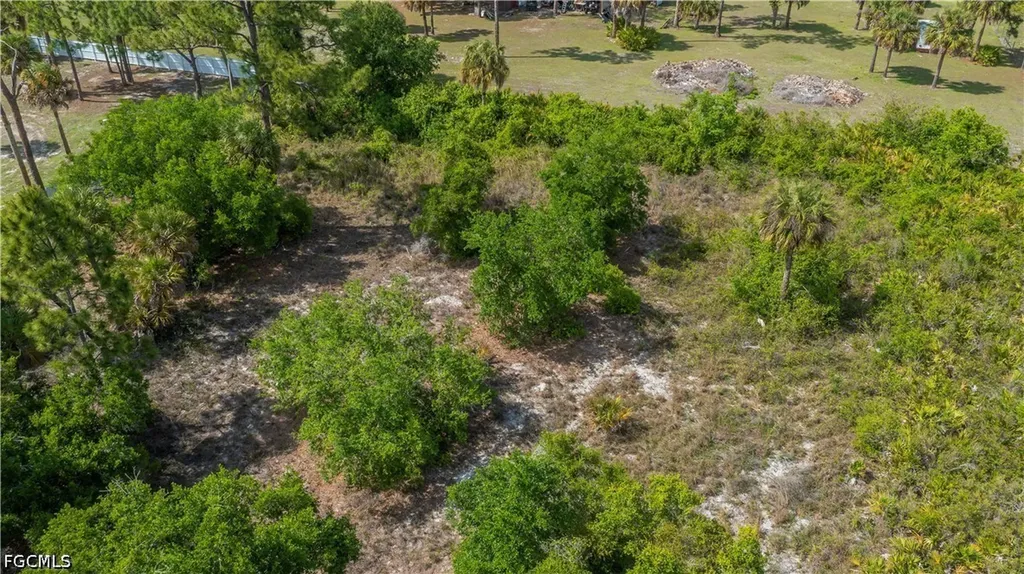 7906 23rd Place Labelle FL 33935