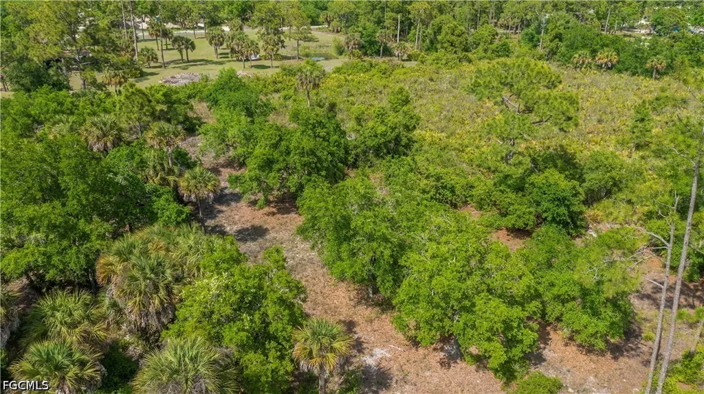 7906 23rd Place Labelle FL 33935
