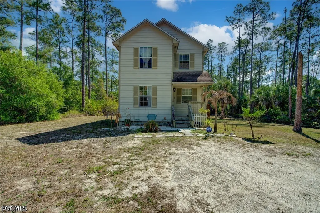 1002 Henry Avenue Lehigh Acres FL 33972