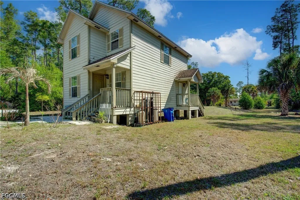 1002 Henry Avenue Lehigh Acres FL 33972
