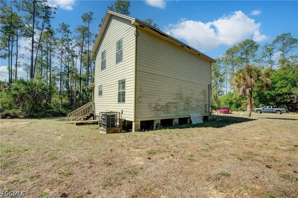 1002 Henry Avenue Lehigh Acres FL 33972