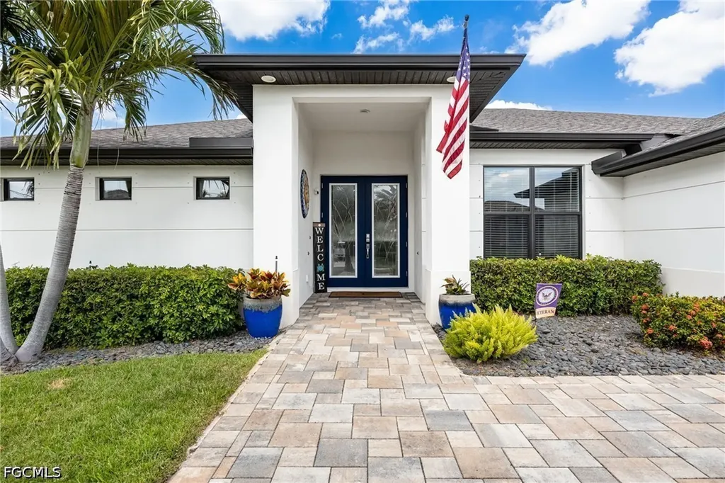 2737 SW 25th Street Cape Coral FL 33914