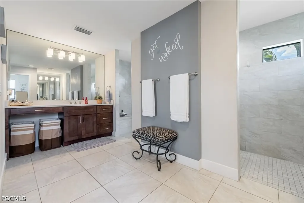 2737 SW 25th Street Cape Coral FL 33914