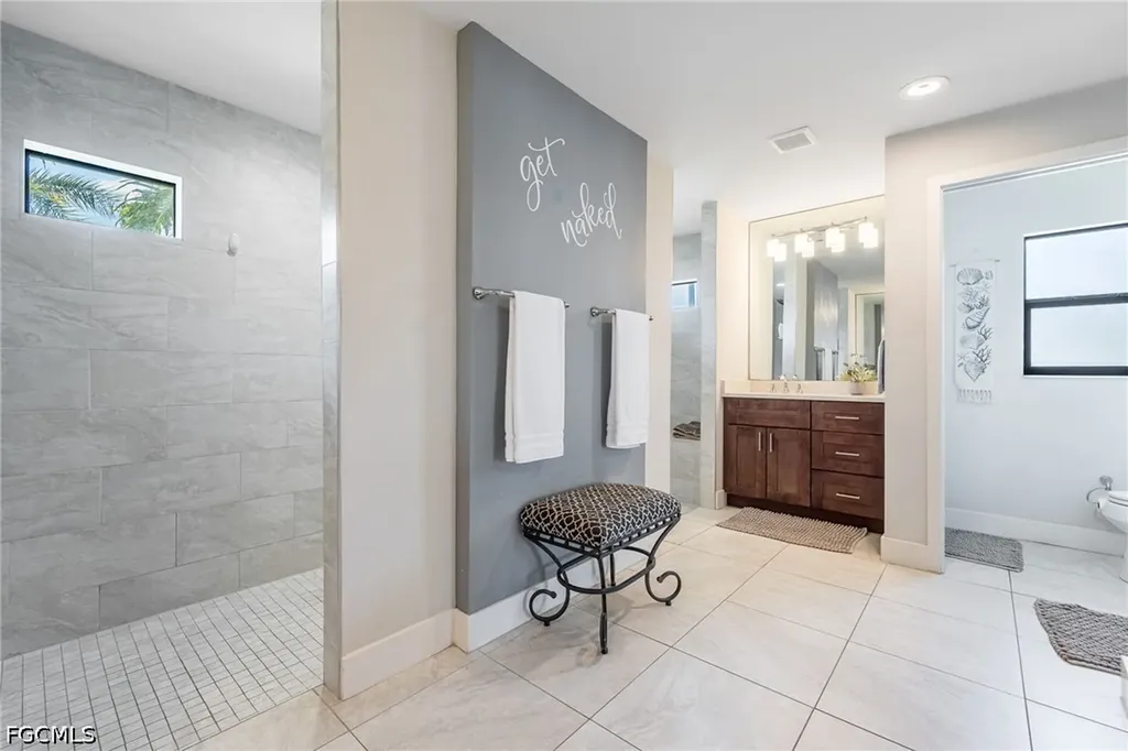 2737 SW 25th Street Cape Coral FL 33914