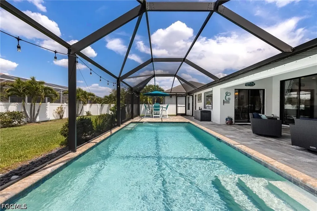 2737 SW 25th Street Cape Coral FL 33914