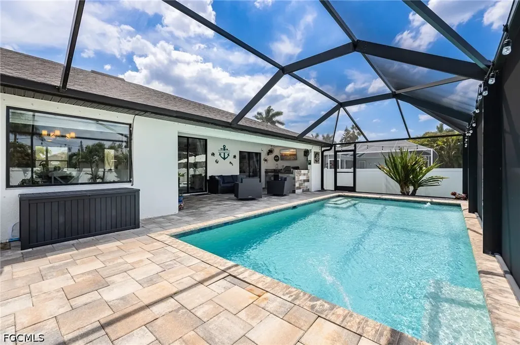 2737 SW 25th Street Cape Coral FL 33914