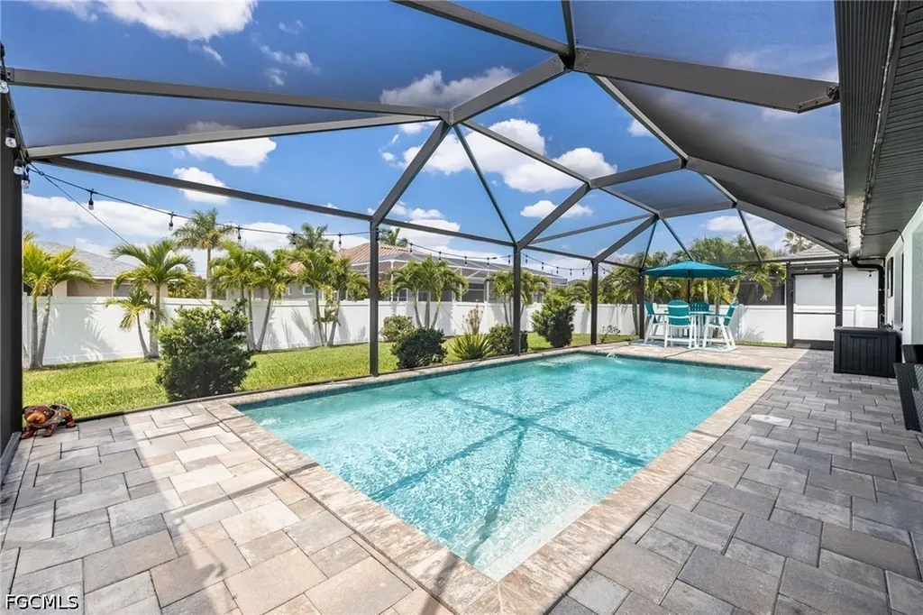 2737 SW 25th Street Cape Coral FL 33914