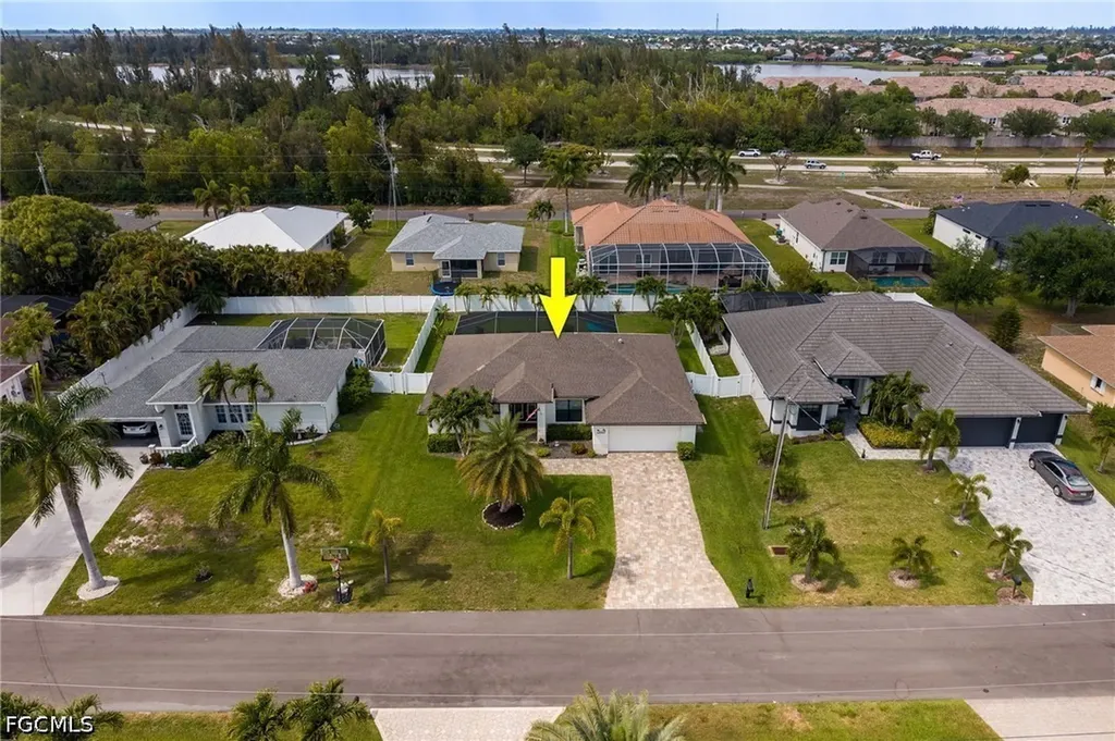 2737 SW 25th Street Cape Coral FL 33914