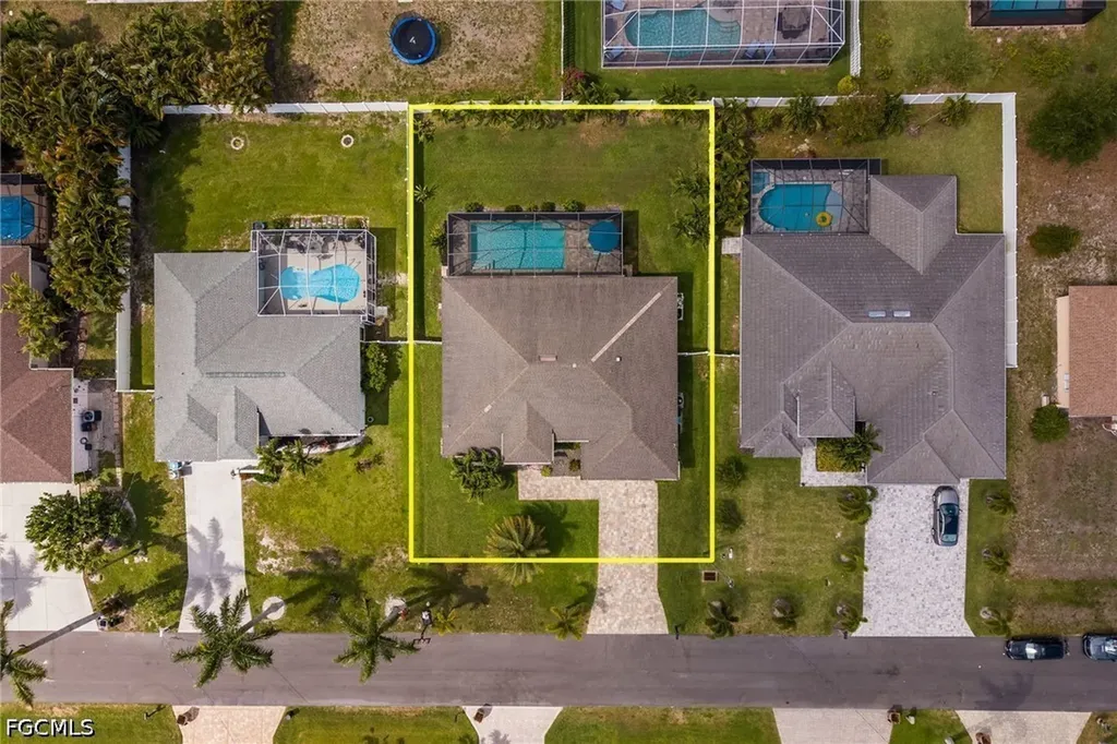 2737 SW 25th Street Cape Coral FL 33914