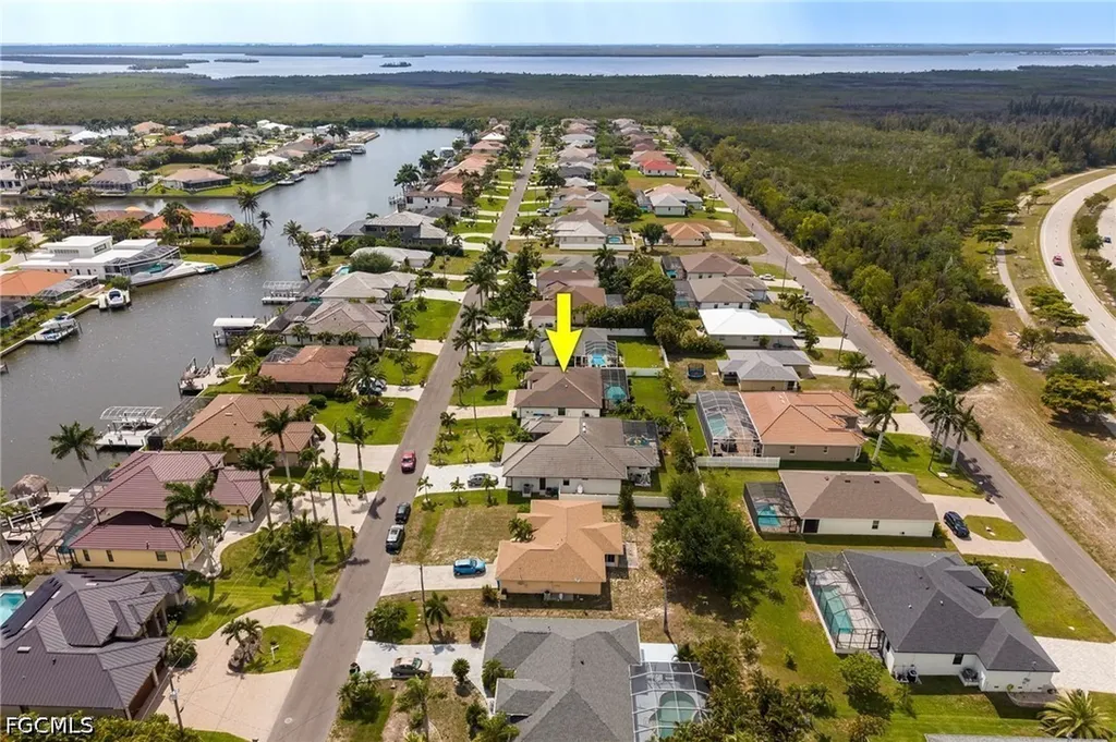 2737 SW 25th Street Cape Coral FL 33914