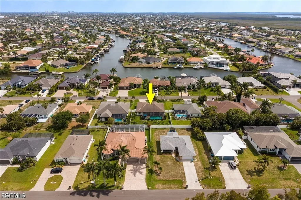 2737 SW 25th Street Cape Coral FL 33914