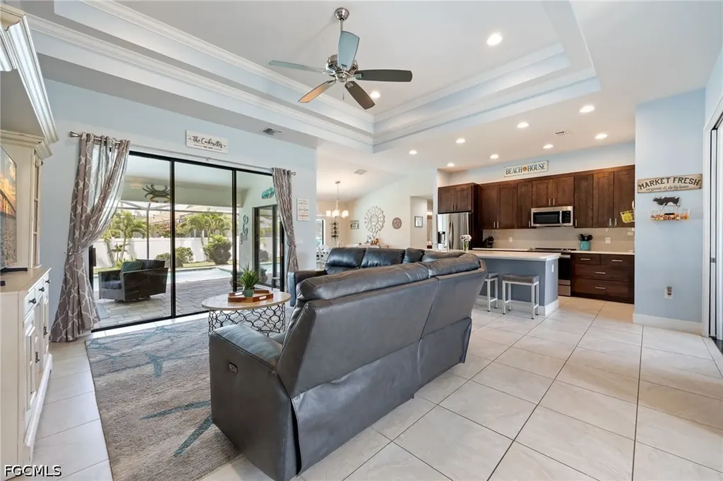 2737 SW 25th Street Cape Coral FL 33914