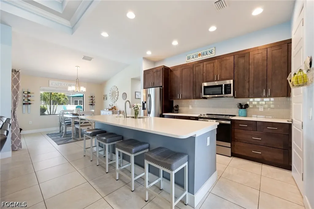 2737 SW 25th Street Cape Coral FL 33914