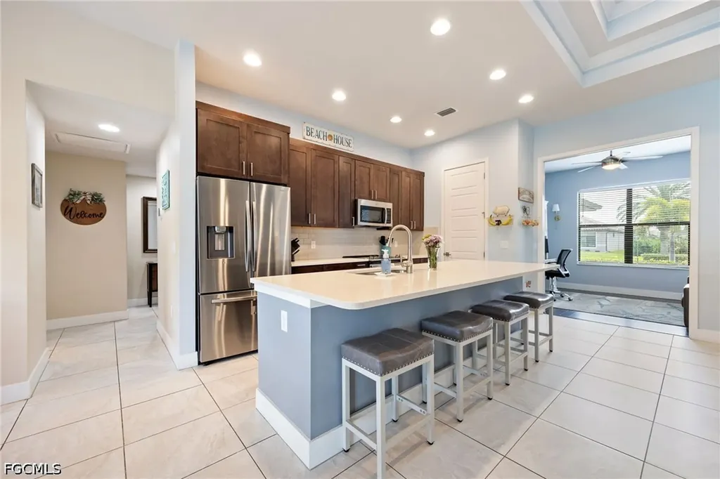 2737 SW 25th Street Cape Coral FL 33914