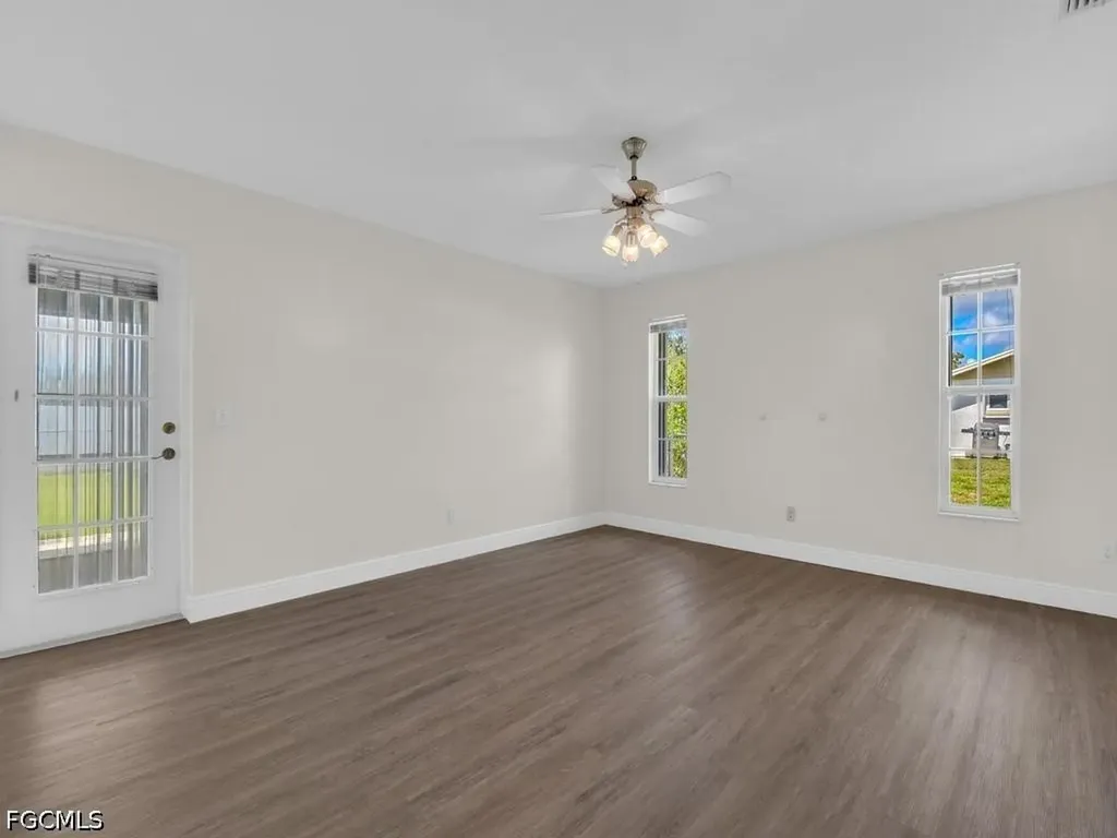 404 SE 28th Terrace Cape Coral FL 33904