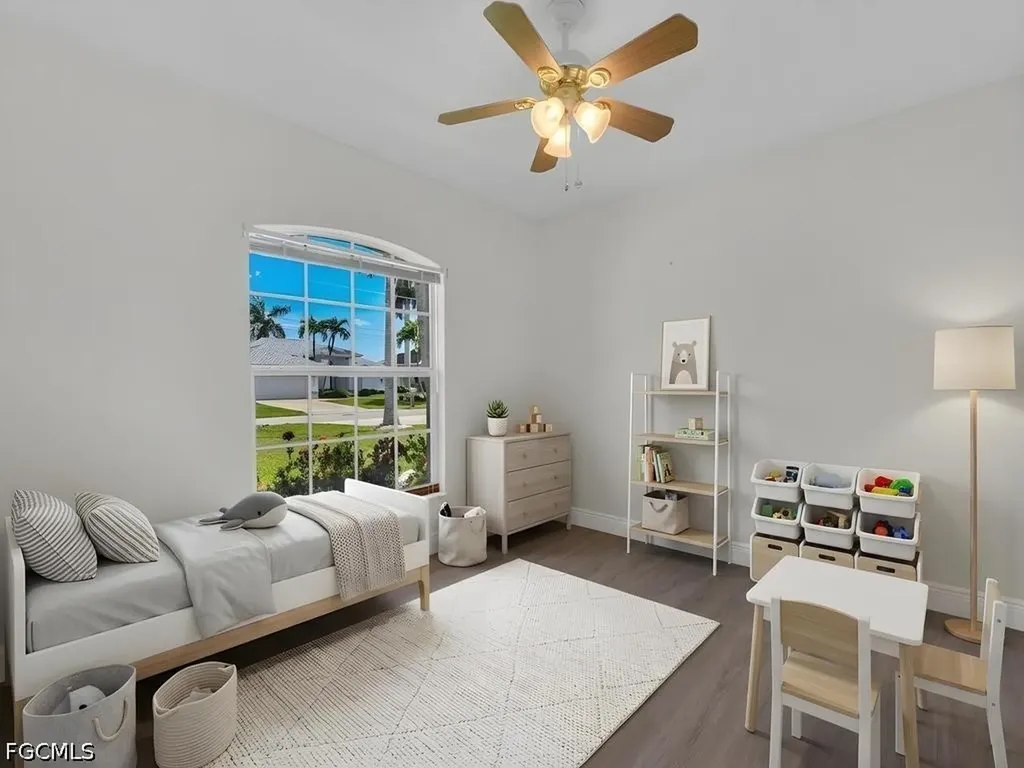404 SE 28th Terrace Cape Coral FL 33904