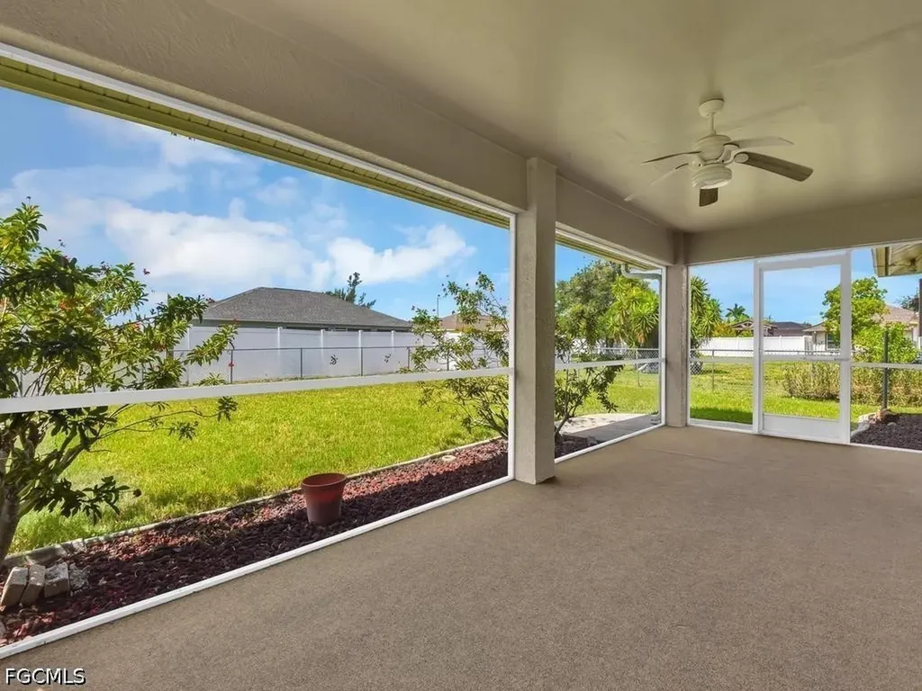 404 SE 28th Terrace Cape Coral FL 33904