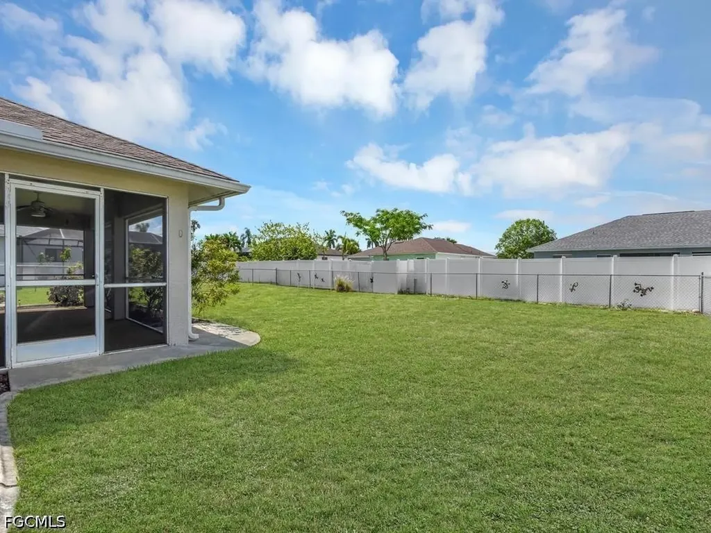 404 SE 28th Terrace Cape Coral FL 33904
