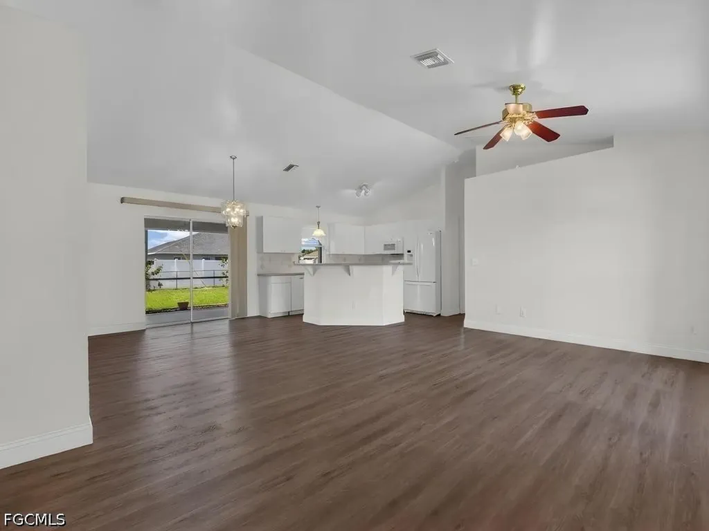 404 SE 28th Terrace Cape Coral FL 33904