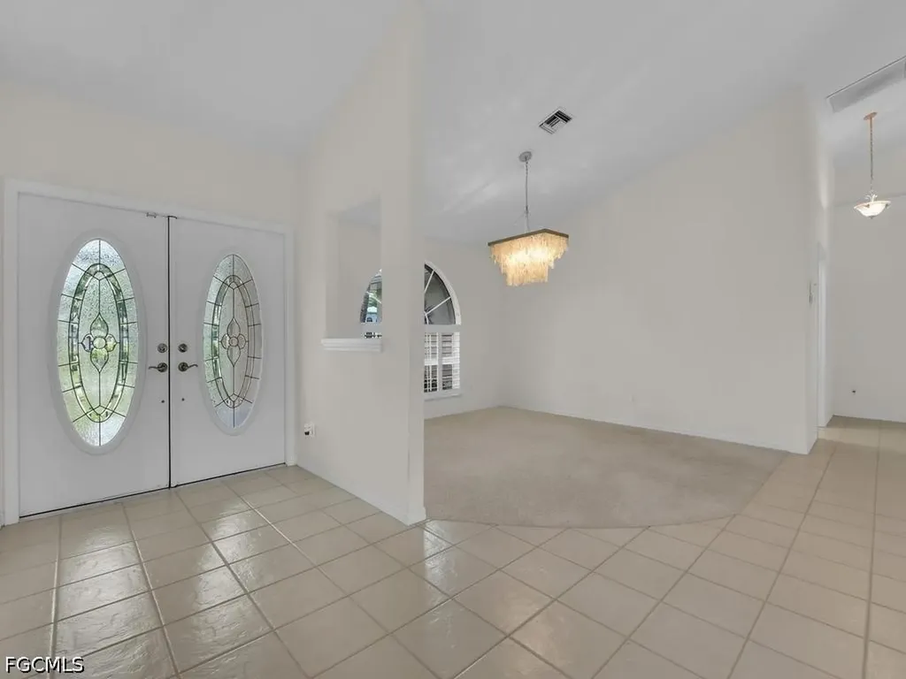 5204 SW 3rd Avenue Cape Coral FL 33914