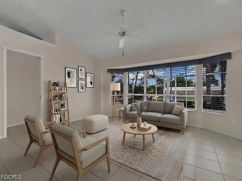 5204 SW 3rd Avenue Cape Coral FL 33914