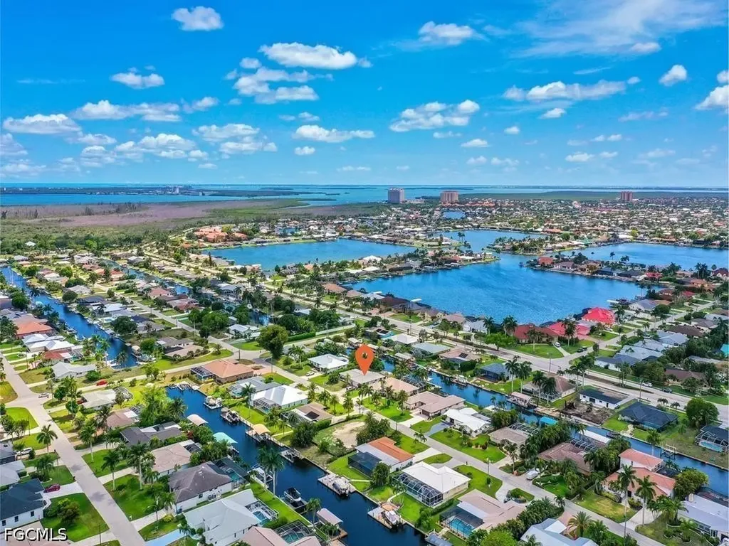 5204 SW 3rd Avenue Cape Coral FL 33914