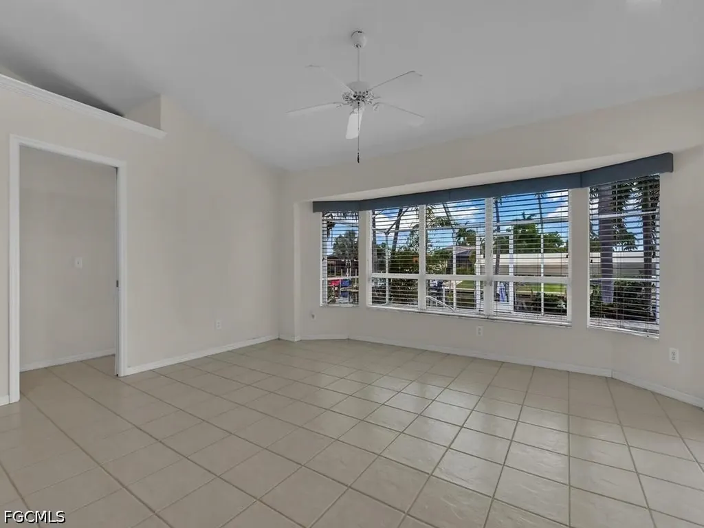 5204 SW 3rd Avenue Cape Coral FL 33914
