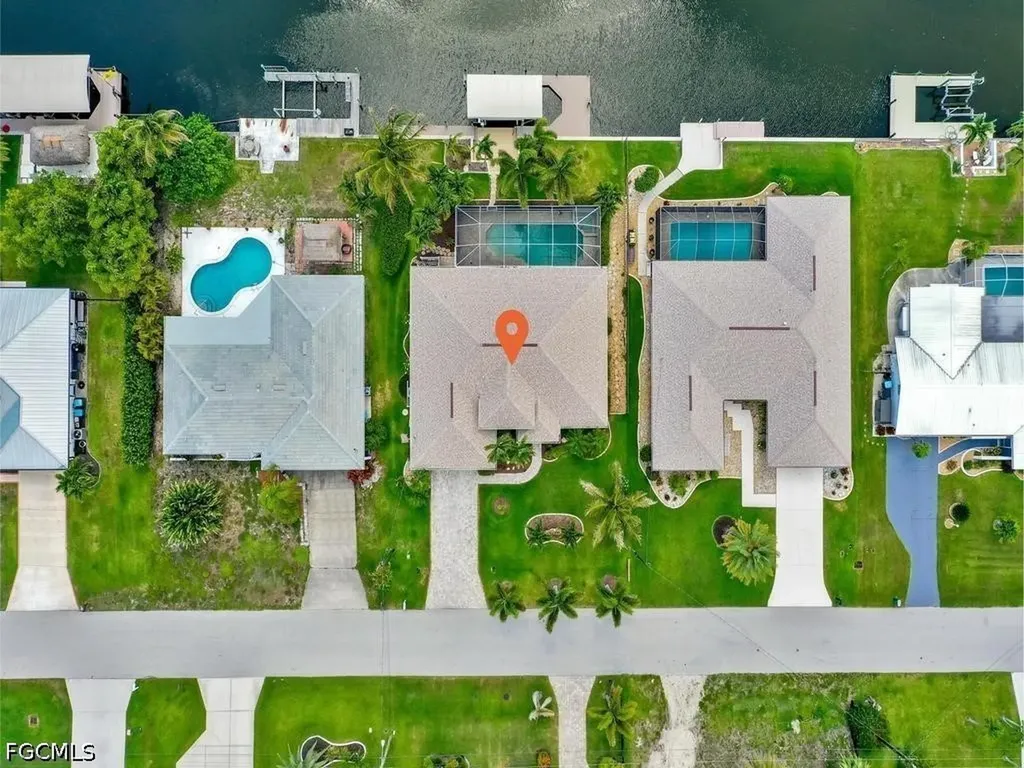 5204 SW 3rd Avenue Cape Coral FL 33914