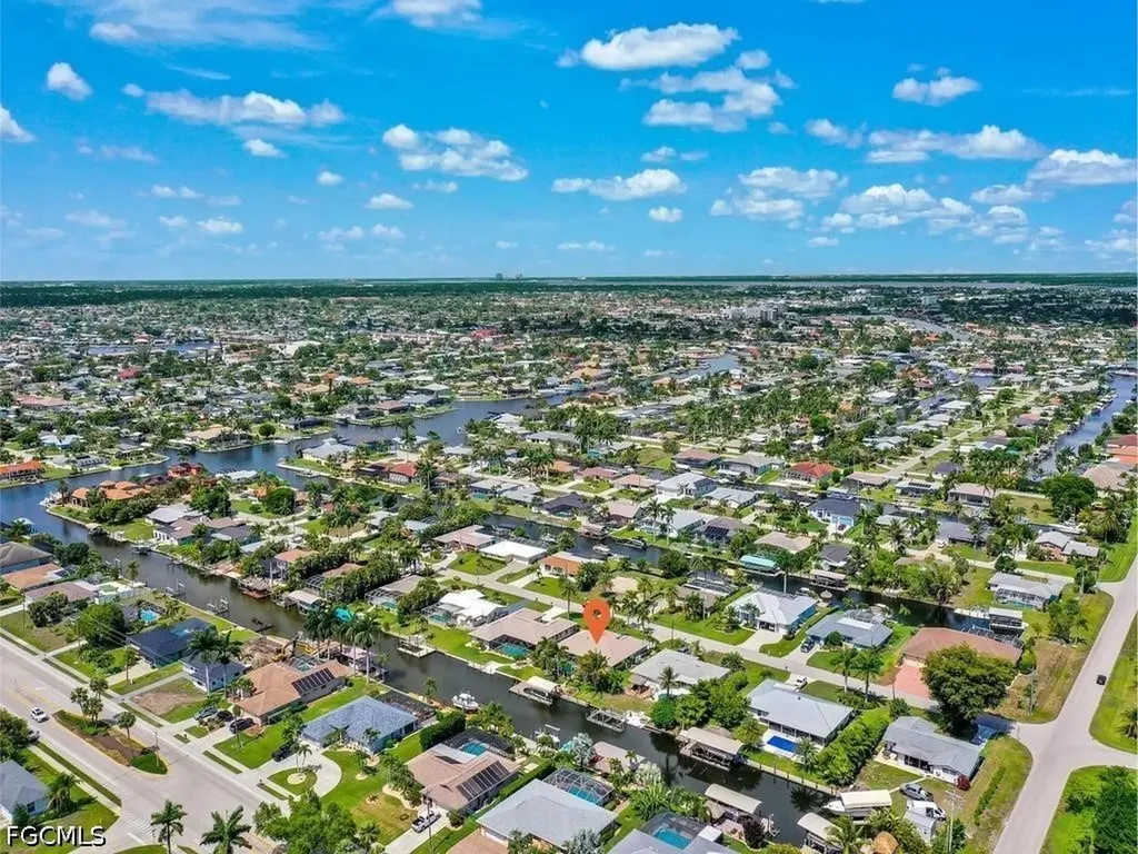 5204 SW 3rd Avenue Cape Coral FL 33914