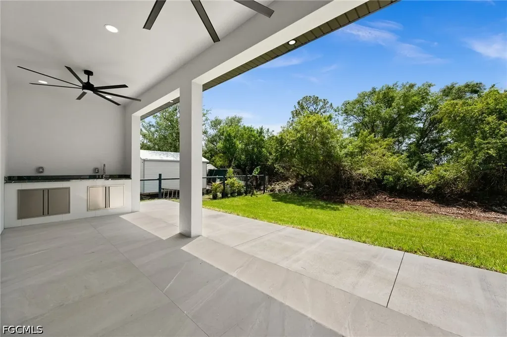 3319 30th Street SW Lehigh Acres FL 33976