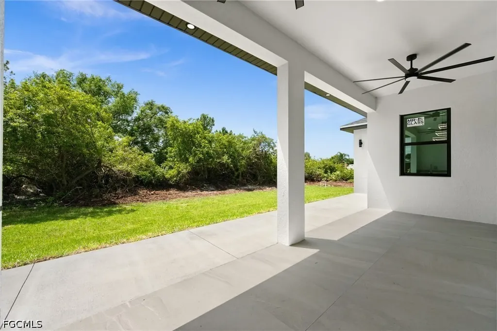 3319 30th Street SW Lehigh Acres FL 33976