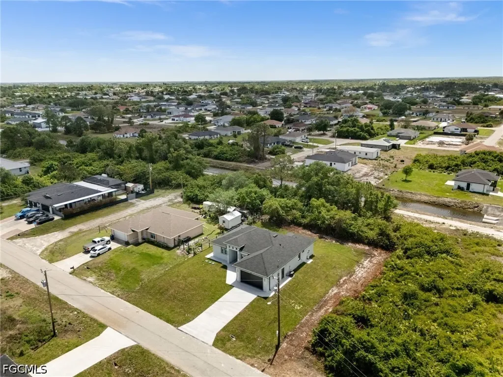 3319 30th Street SW Lehigh Acres FL 33976