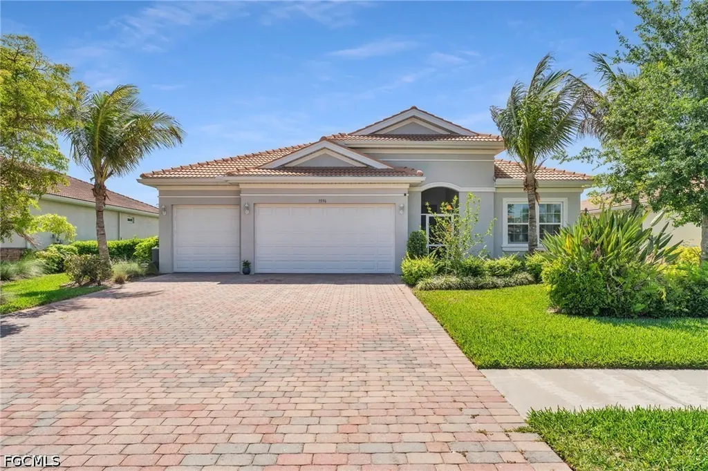 3596 Avenida Del Vera North Fort Myers FL 33917