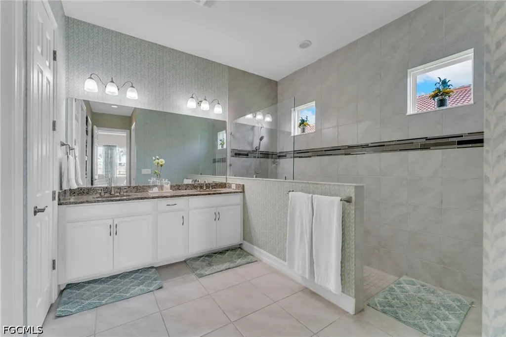 3596 Avenida Del Vera North Fort Myers FL 33917