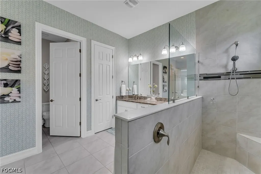 3596 Avenida Del Vera North Fort Myers FL 33917
