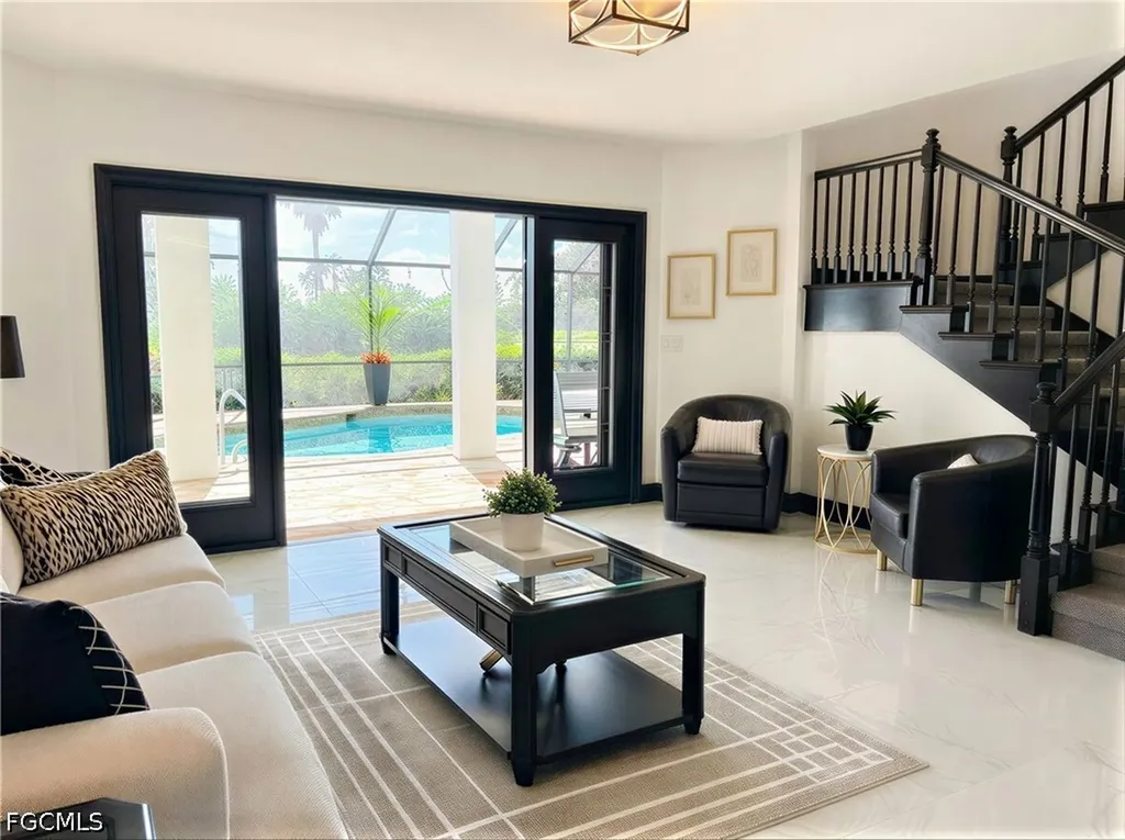 11908 King James Court Cape Coral FL 33991