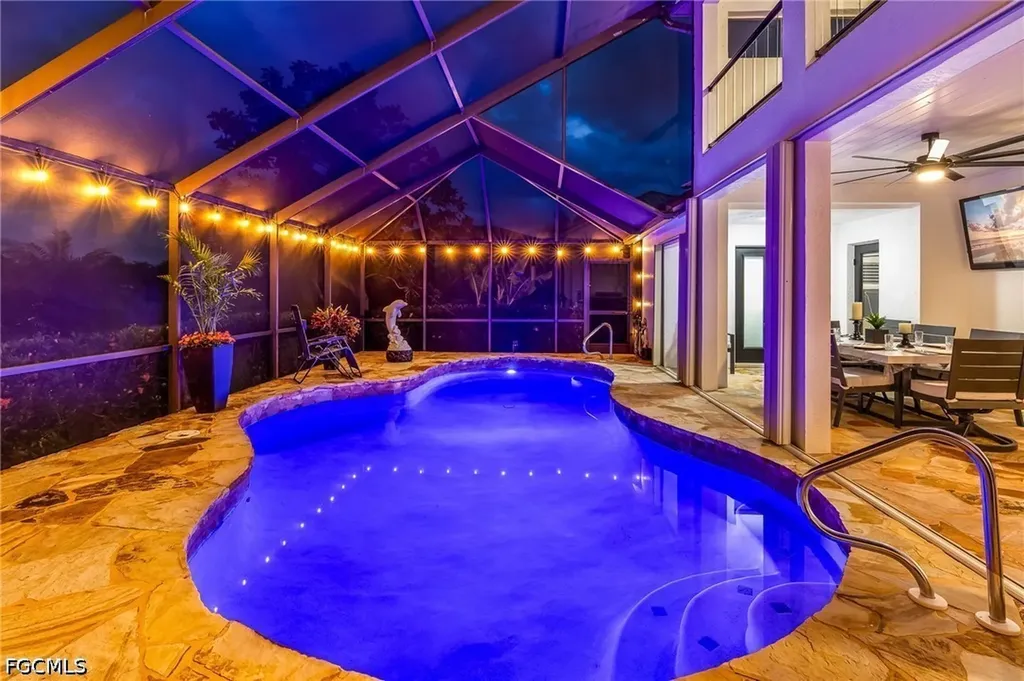 11908 King James Court Cape Coral FL 33991