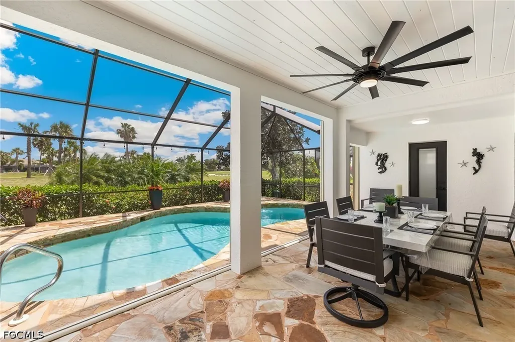 11908 King James Court Cape Coral FL 33991