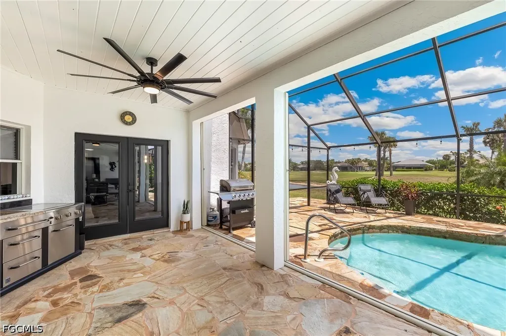 11908 King James Court Cape Coral FL 33991